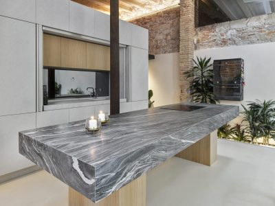 Cocina Barrio Raval Barcelona diseño Jesus Galindo, Inspirarquitectura Marmolista Marmoles Ramos